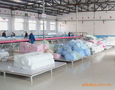 壽光市玉鵬紡織品 優(yōu)質夏涼被供應，精選被子、蠶絲被、羽絨被